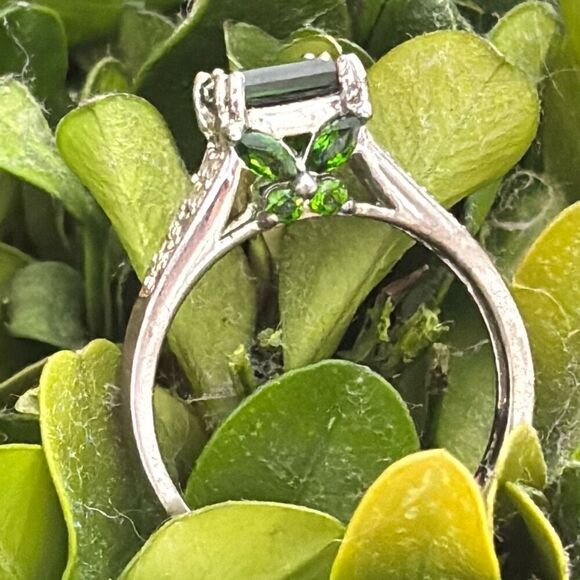 925 Sterling Silver & Tsavorite Garnet CZ ring Sz 9, 4.71g, 8.7x6.8mm butterfly - Picture 2 of 12